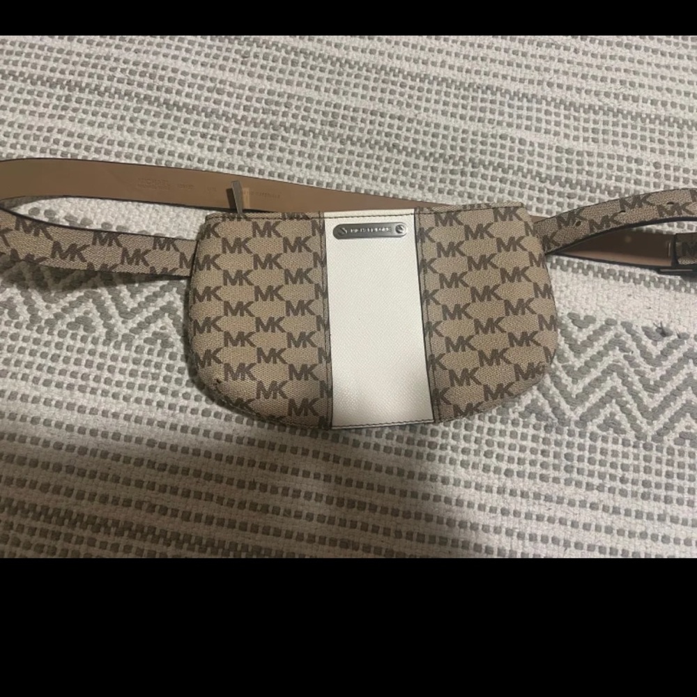 Michael kors belt purse